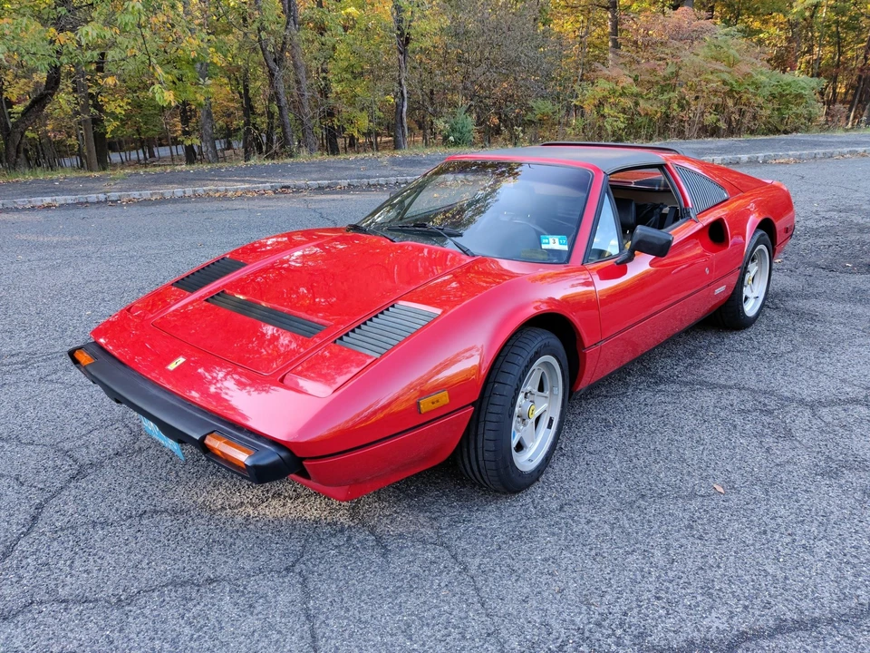 1985 Ferrari 308 GTS QV - Image 4 of 31