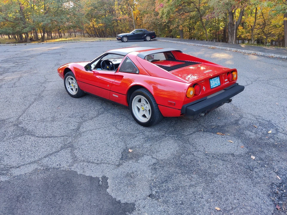 1985 Ferrari 308 GTS QV - Image 8 of 31