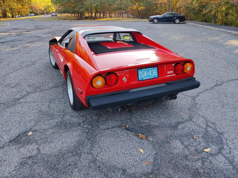 1985 Ferrari 308 GTS QV - Image 23 of 31