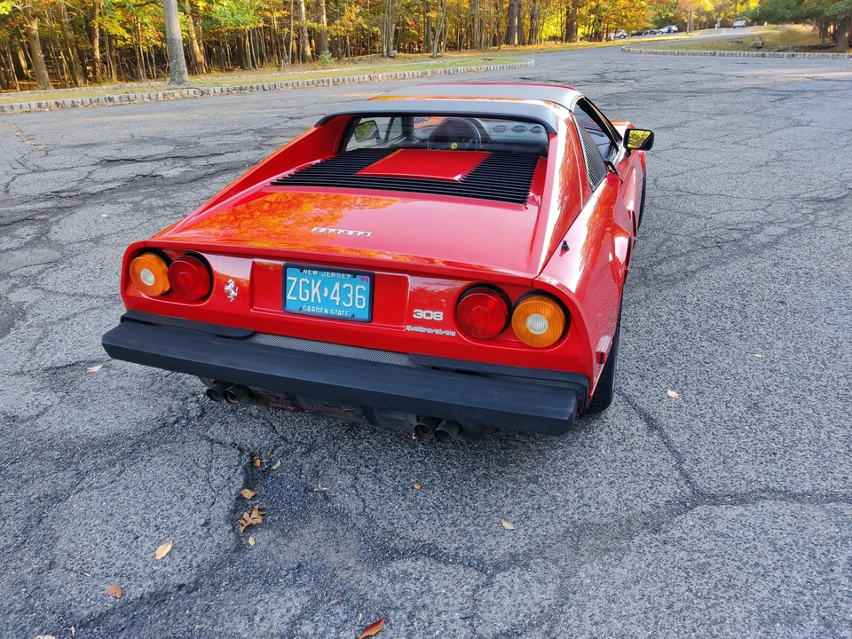 1985 Ferrari 308 GTS QV - Image 21 of 31