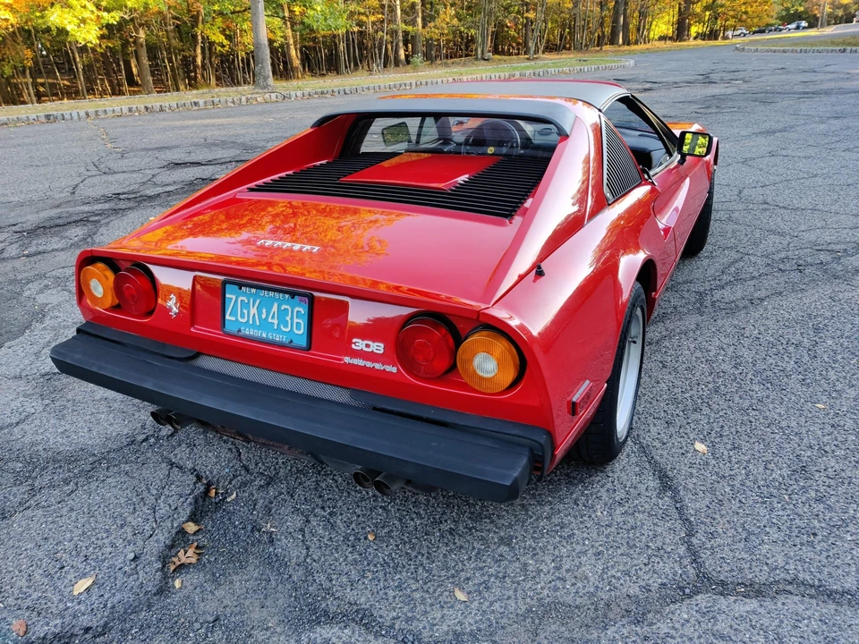 1985 Ferrari 308 GTS QV - Image 20 of 31