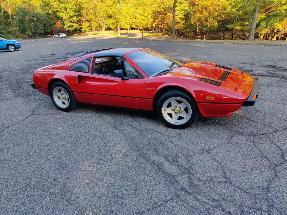 1985 Ferrari 308 GTS QV - Image 15 of 31