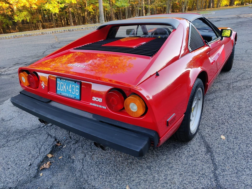 1985 Ferrari 308 GTS QV - Image 19 of 31