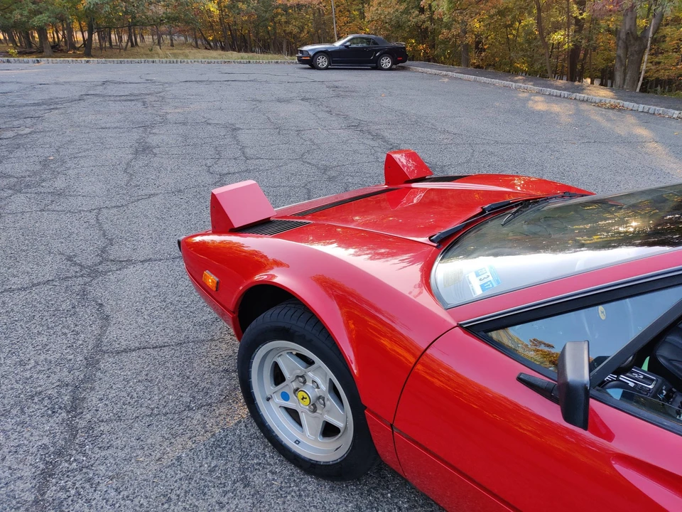 1985 Ferrari 308 GTS QV - Image 26 of 31