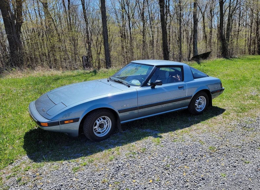 1985 Mazda RX-7 SA & FB - Image 2 of 31