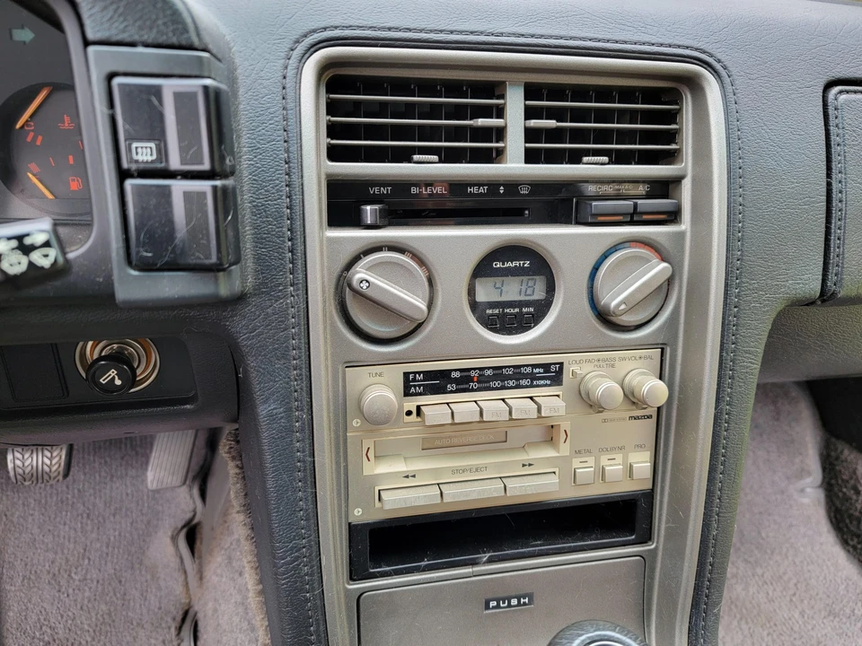 1985 Mazda RX-7 SA & FB - Image 25 of 31