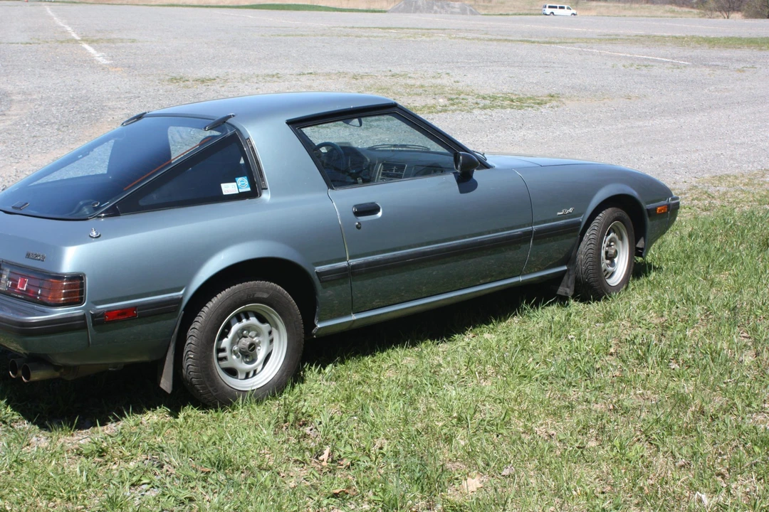 1985 Mazda RX-7 SA & FB - Image 9 of 31