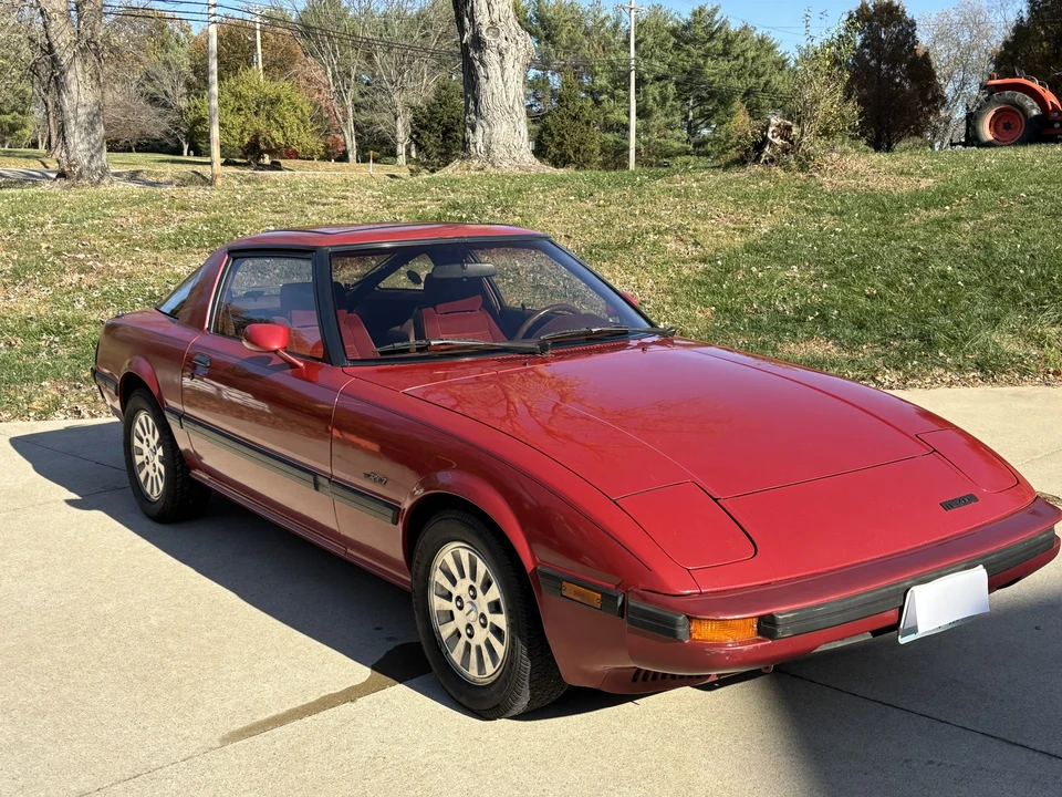 1985 Mazda RX-7 SA & FB - Image 2 of 31