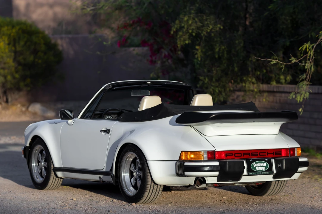 1985 Porsche 911 Carrera 3.2 - Image 24 of 31