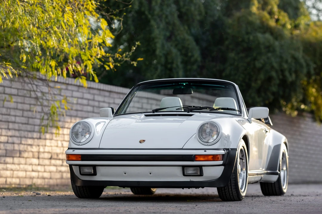 1985 Porsche 911 Carrera 3.2 - Image 16 of 31