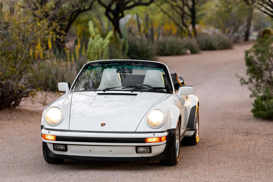 1985 Porsche 911 Carrera 3.2 - Image 2 of 31