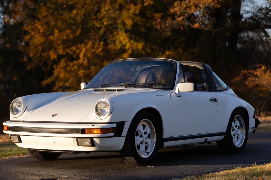 1985 Porsche 911 Carrera 3.2 - Image 29 of 31