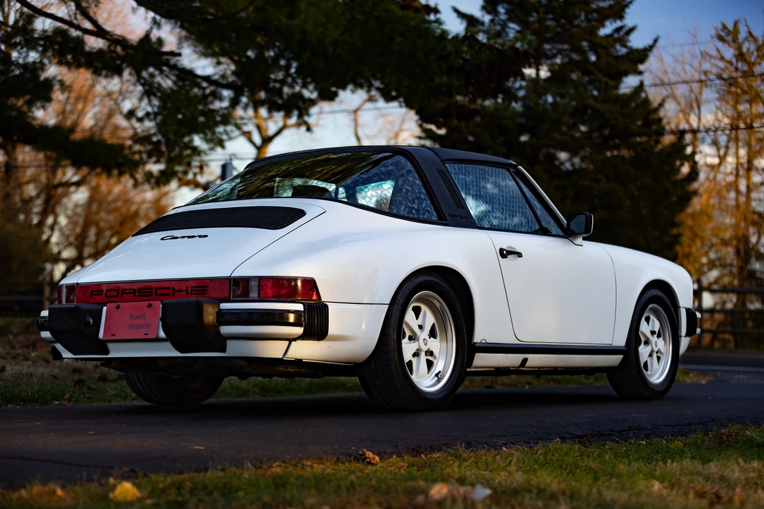 1985 Porsche 911 Carrera 3.2 - Image 16 of 31