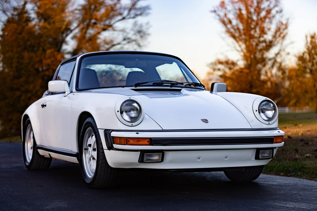 1985 Porsche 911 Carrera 3.2 - Image 24 of 31