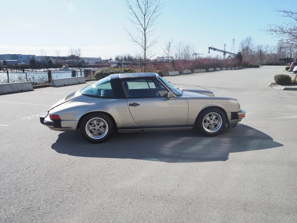 1985 Porsche 911 Carrera 3.2 - Image 24 of 31