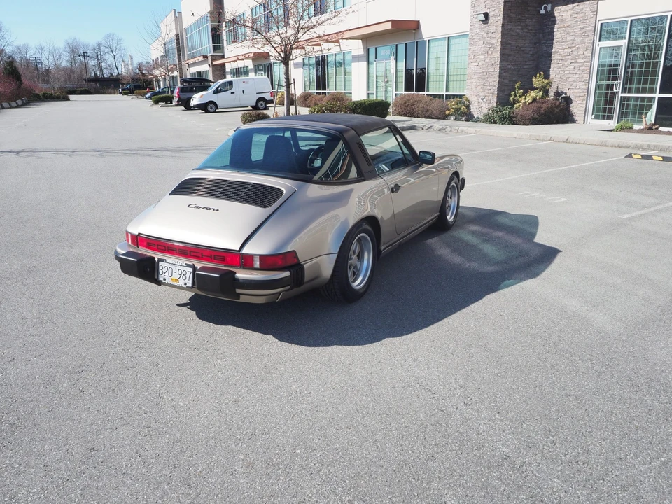 1985 Porsche 911 Carrera 3.2 - Image 28 of 31