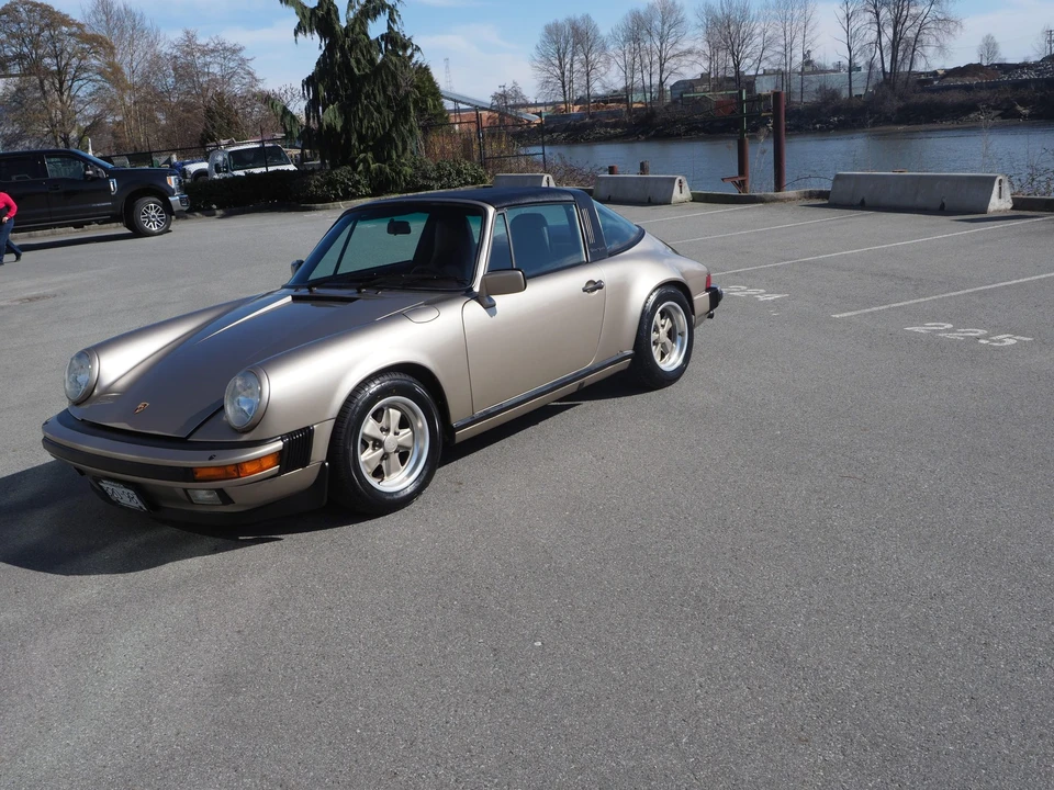 1985 Porsche 911 Carrera 3.2 - Image 7 of 31