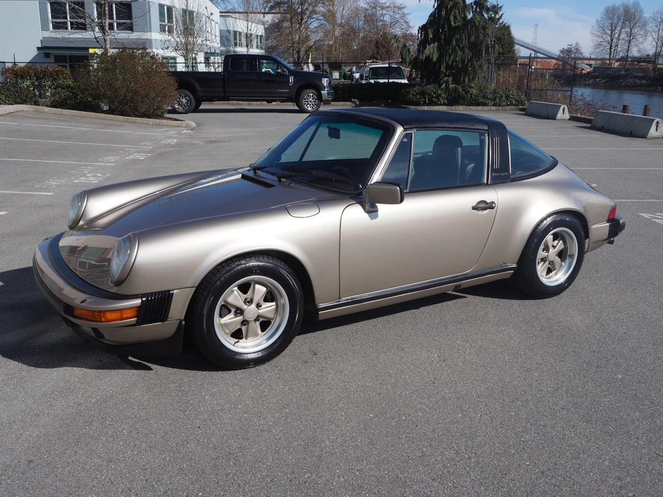 1985 Porsche 911 Carrera 3.2 - Image 5 of 31