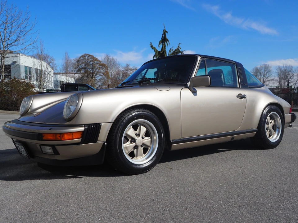 1985 Porsche 911 Carrera 3.2 - Image 3 of 31