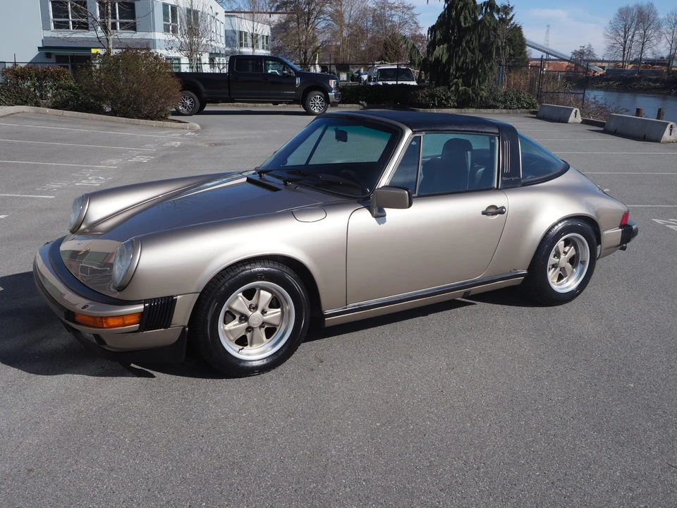 1985 Porsche 911 Carrera 3.2 - Image 4 of 31