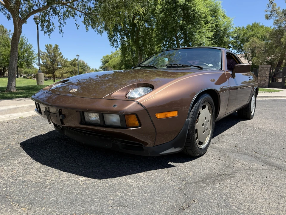 1985 Porsche 928 S - Image 7 of 31