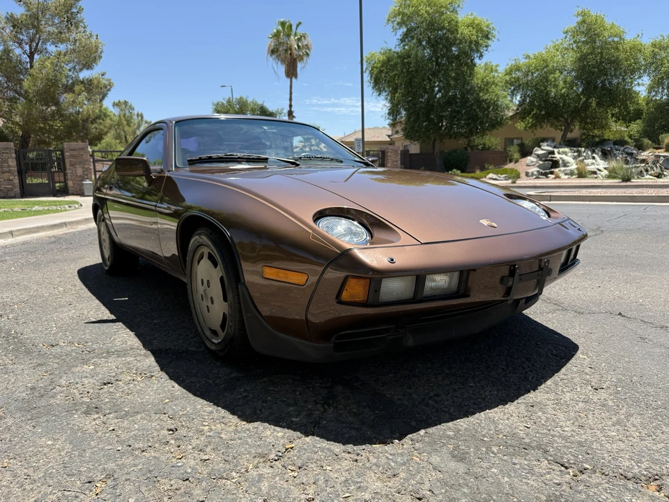 1985 Porsche 928 S - Image 14 of 31