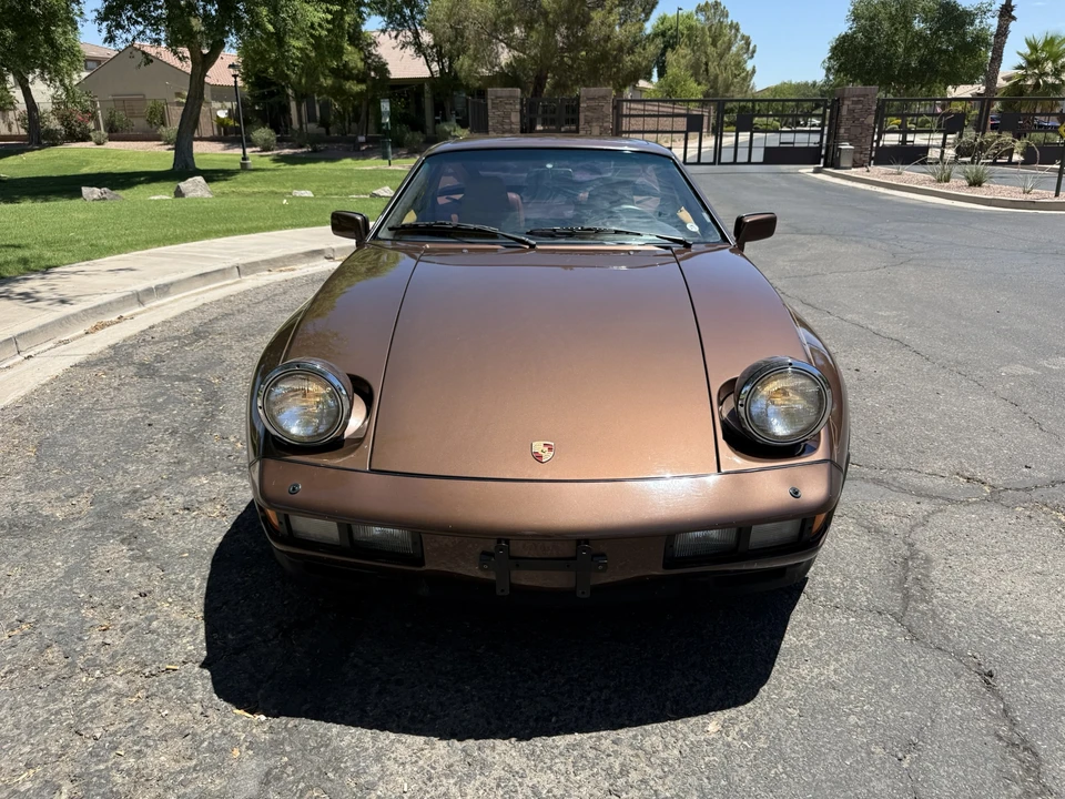 1985 Porsche 928 S - Image 12 of 31