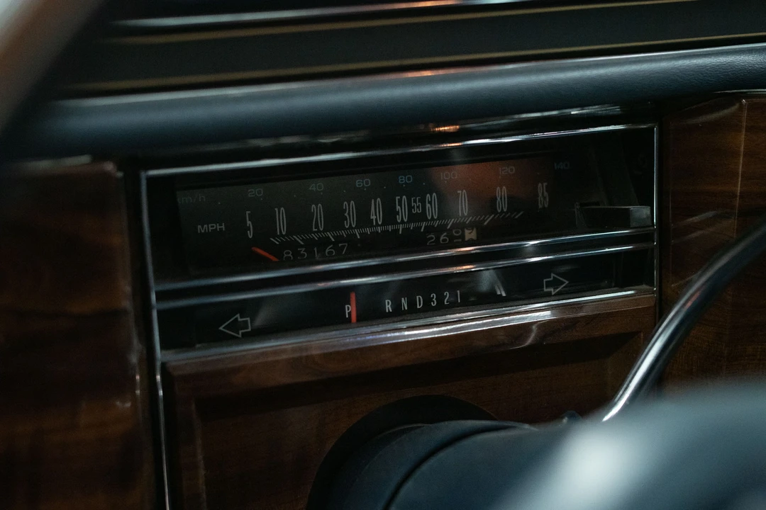 1986 Cadillac Fleetwood - Image 19 of 31