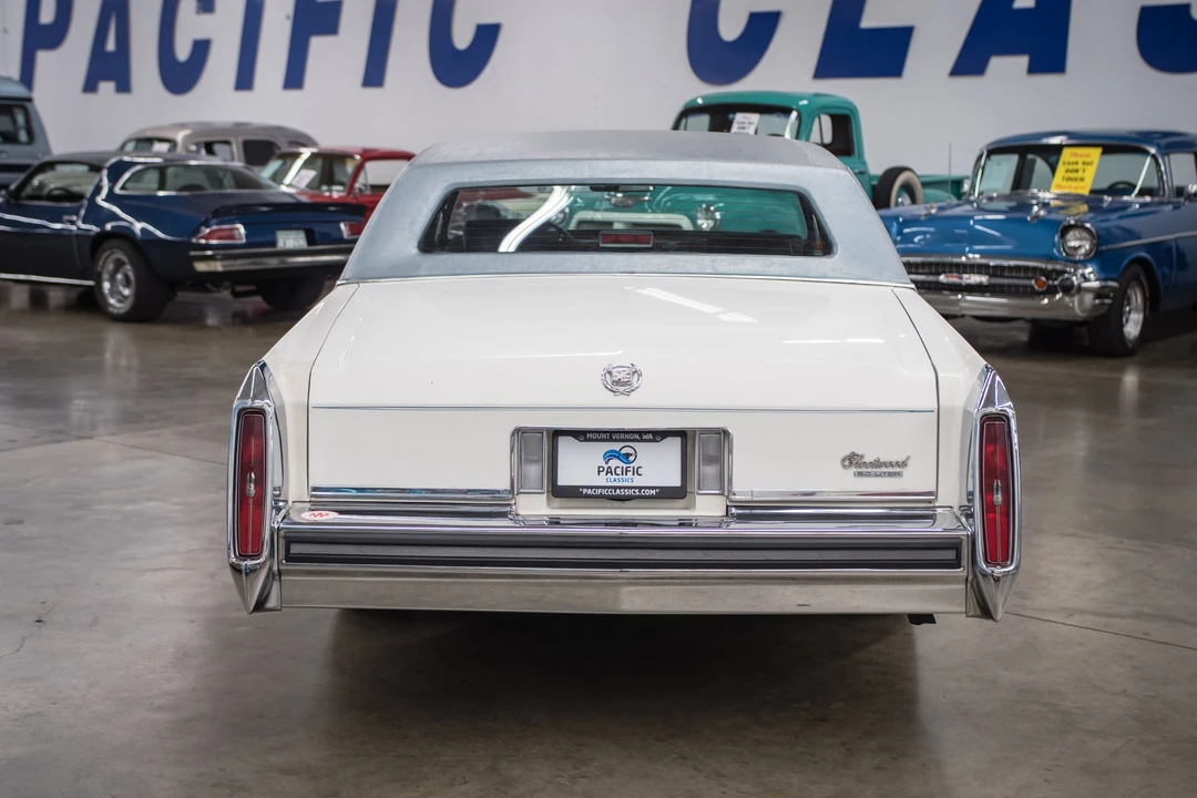 1986 Cadillac Fleetwood - Image 5 of 31