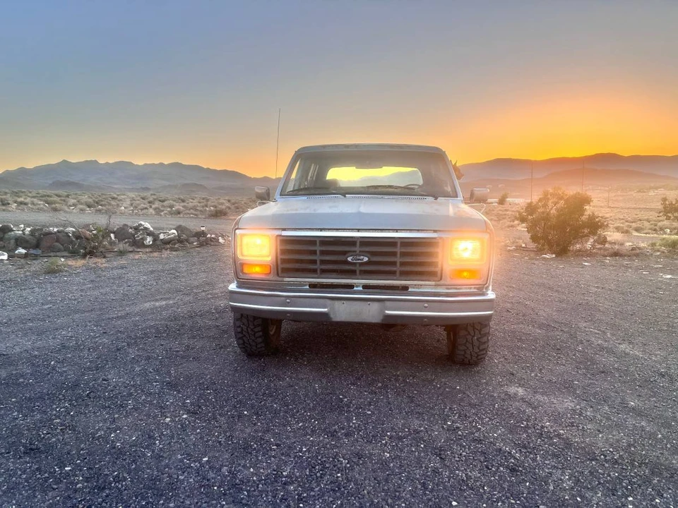 1986 Ford Bronco 3rd Gen - Image 4 of 5