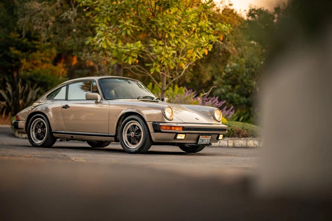 1986 Porsche 911 Carrera 3.2 - Image 26 of 31