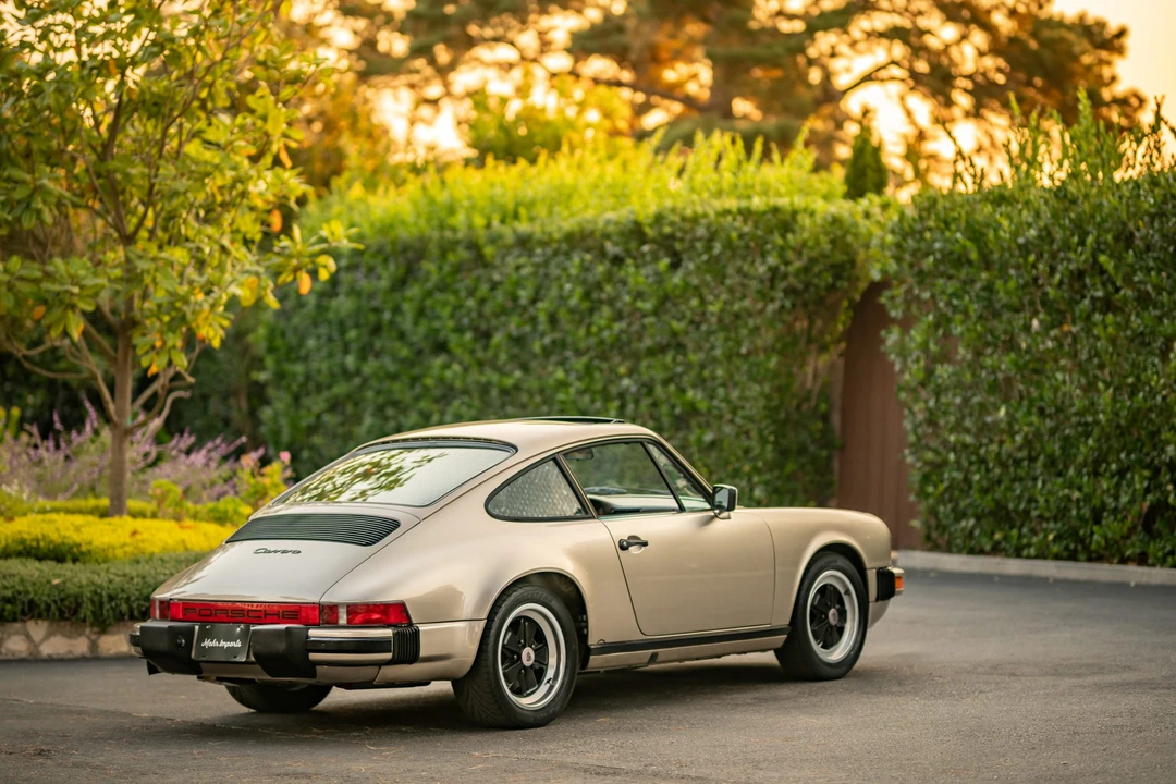 1986 Porsche 911 Carrera 3.2 - Image 18 of 31
