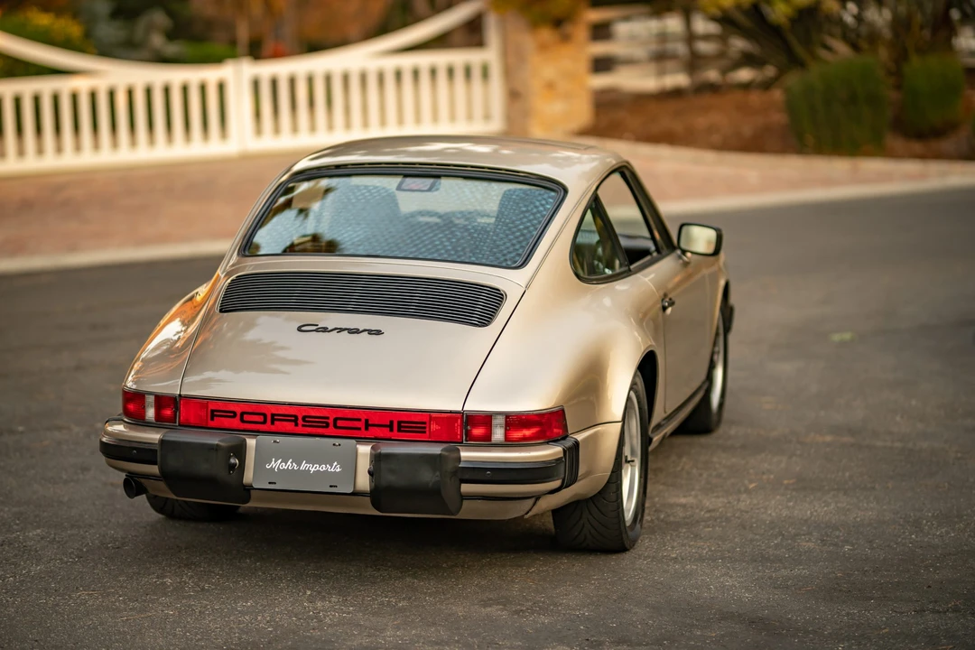 1986 Porsche 911 Carrera 3.2 - Image 15 of 31
