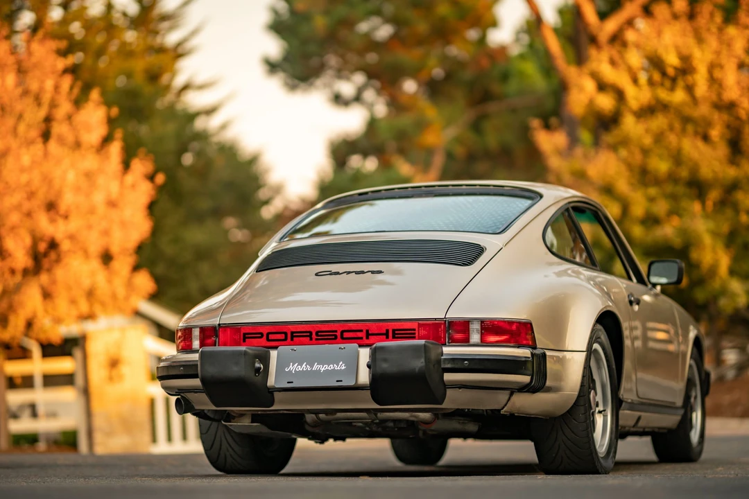 1986 Porsche 911 Carrera 3.2 - Image 17 of 31