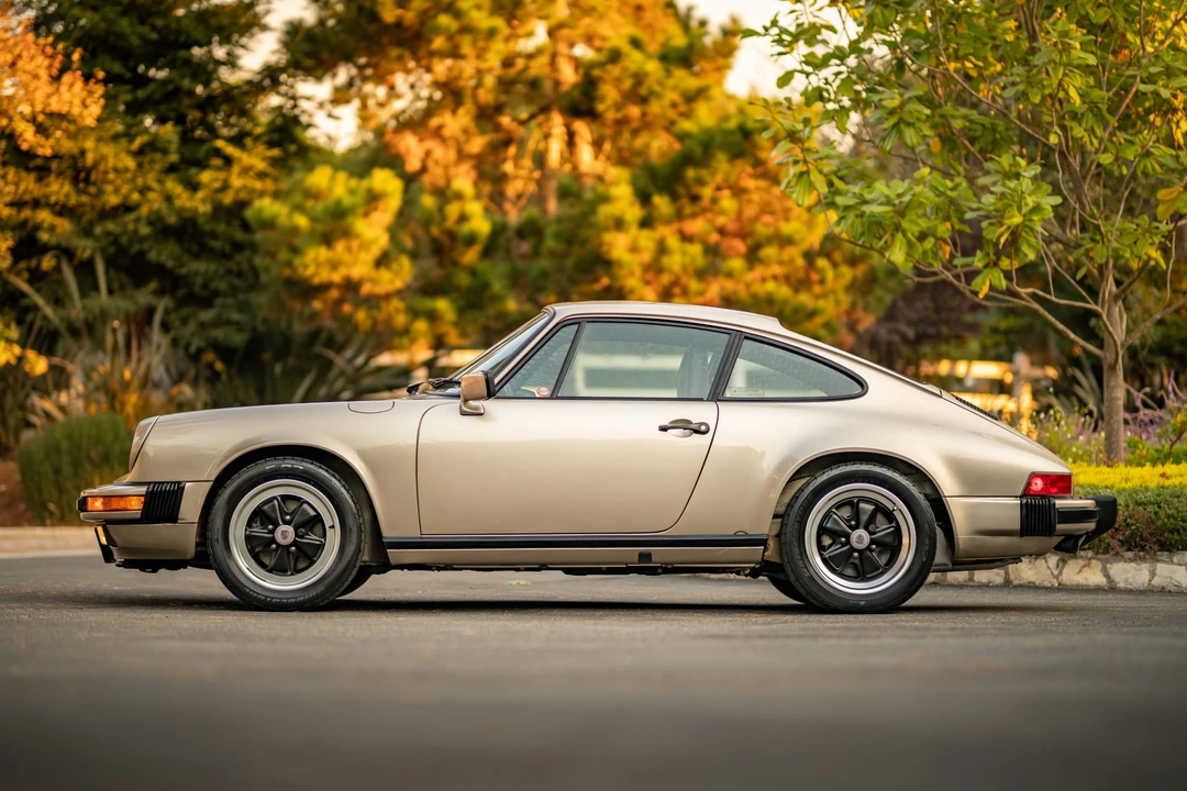 1986 Porsche 911 Carrera 3.2 - Image 4 of 31