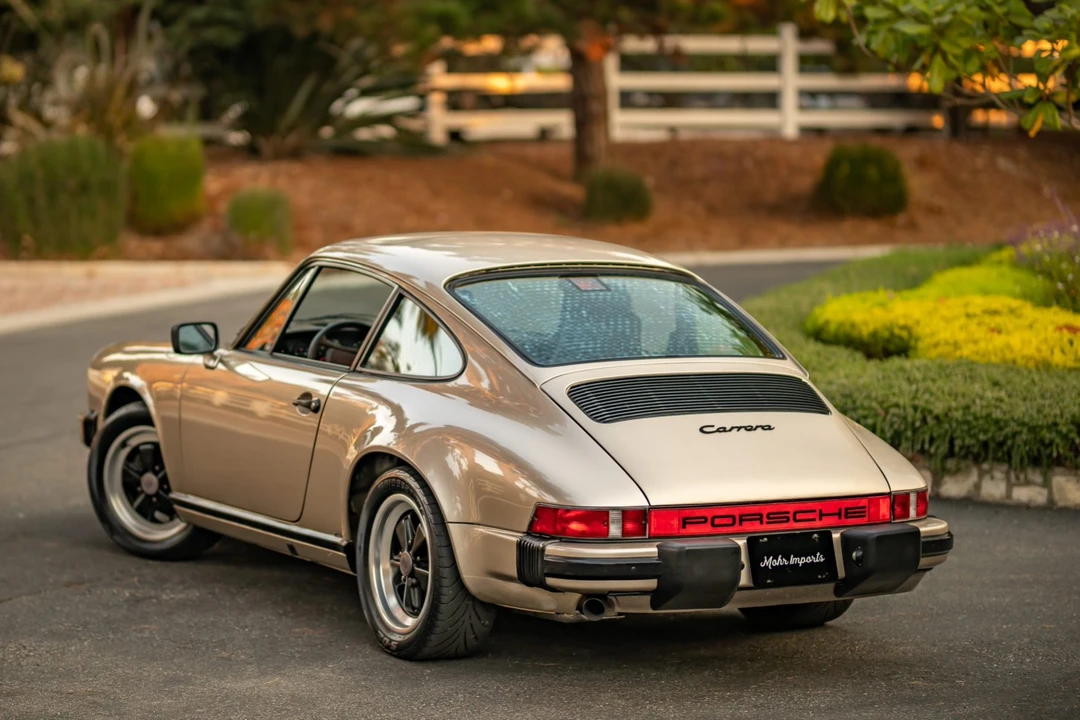 1986 Porsche 911 Carrera 3.2 - Image 9 of 31
