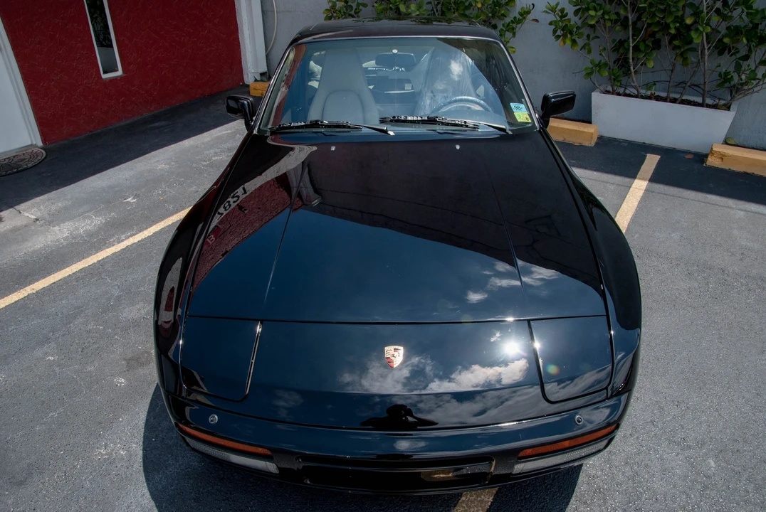 1986 Porsche 944 Turbo - Image 12 of 31