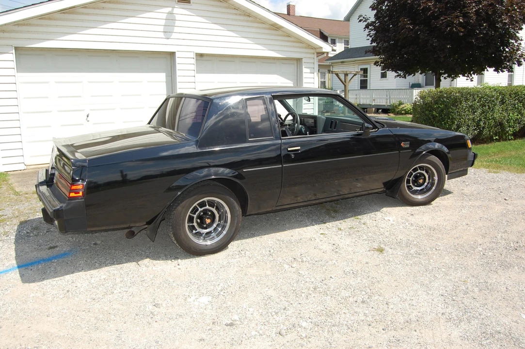 1987 Buick Grand National - Image 8 of 31