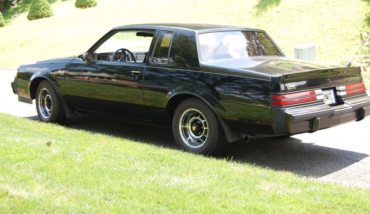 1987 Buick Grand National - Image 17 of 31
