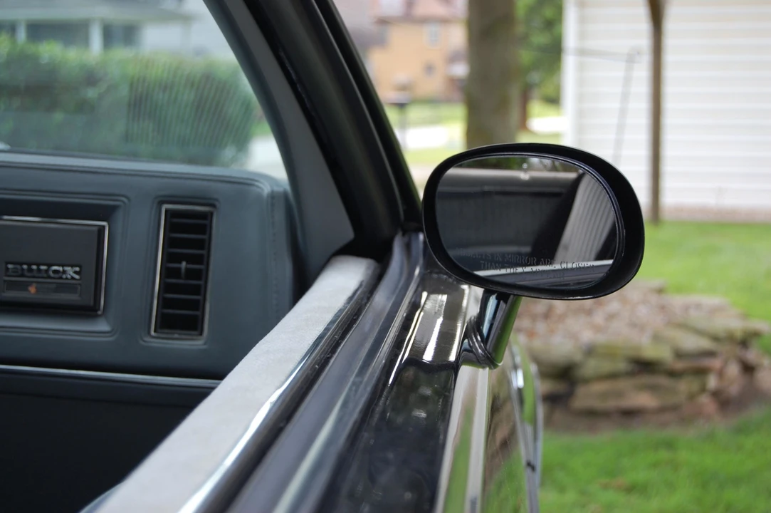 1987 Buick Grand National - Image 29 of 31
