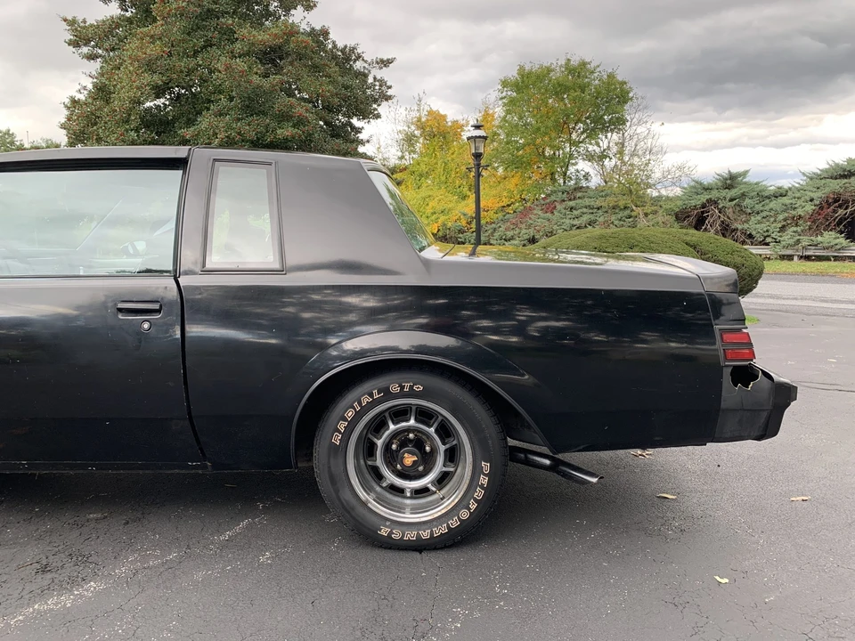 1987 Buick Grand National - Image 28 of 31