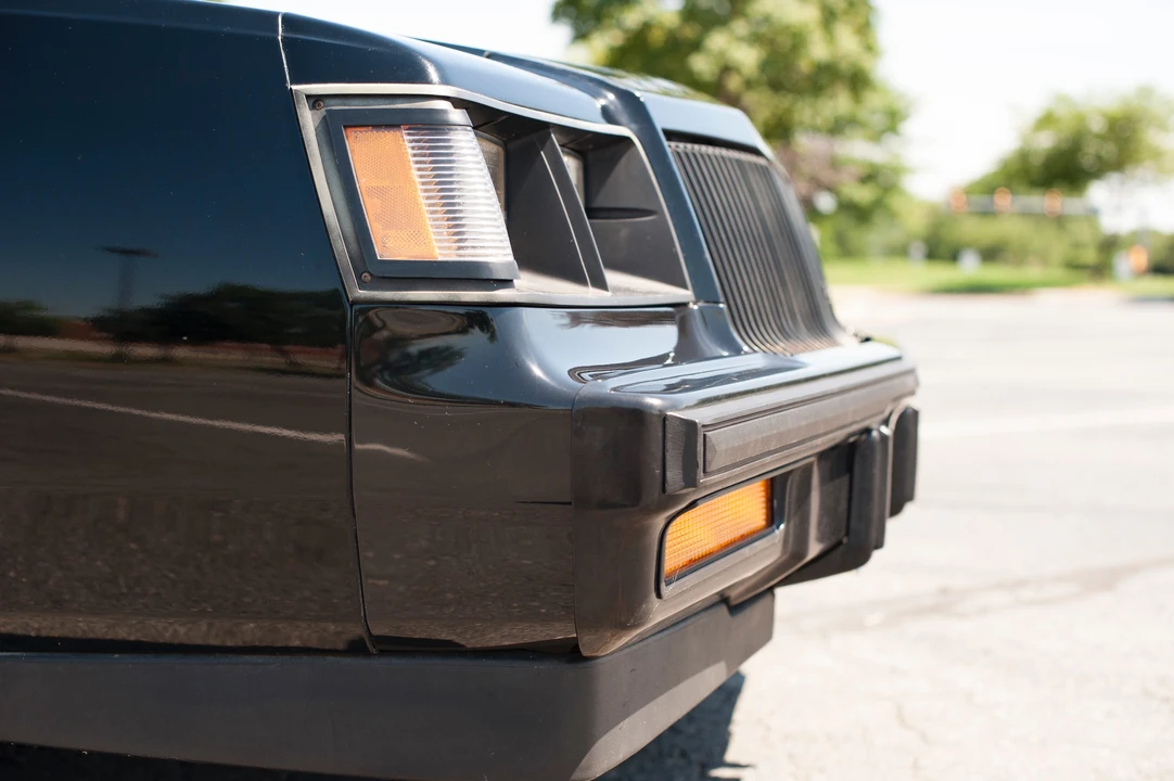 1987 Buick Grand National - Image 29 of 31