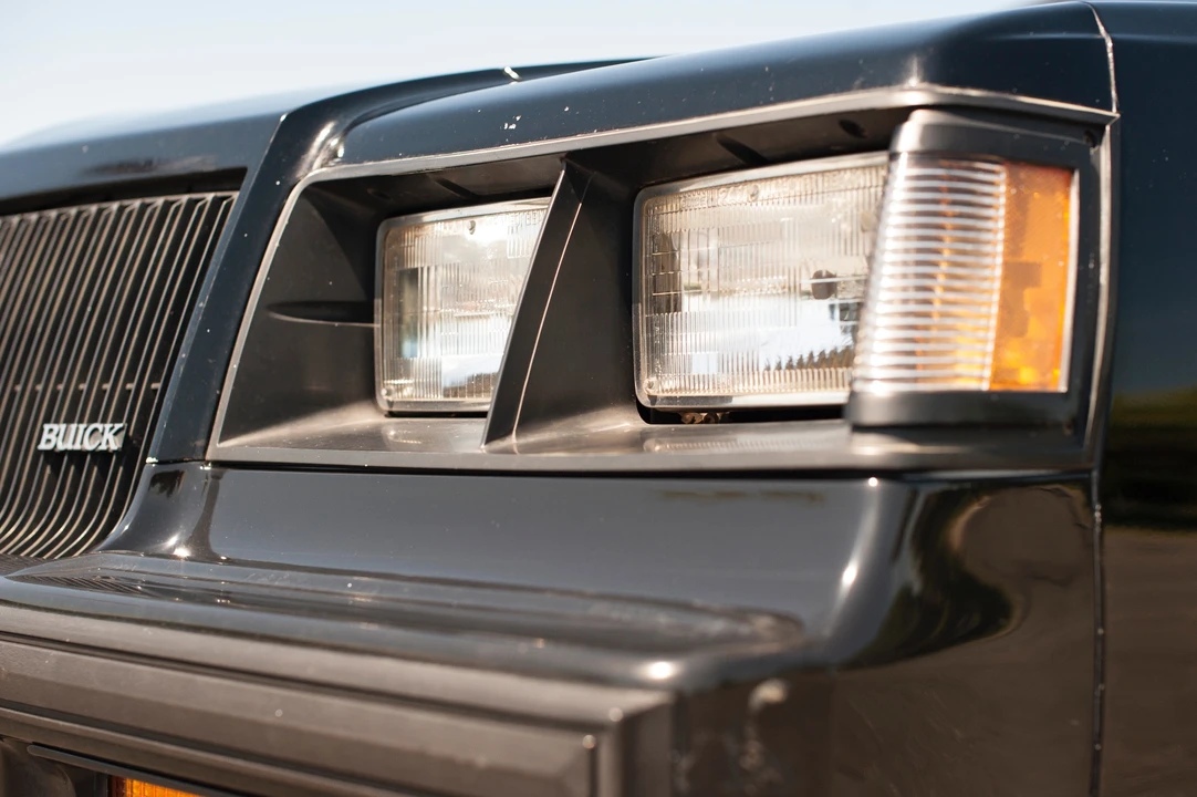 1987 Buick Grand National - Image 26 of 31