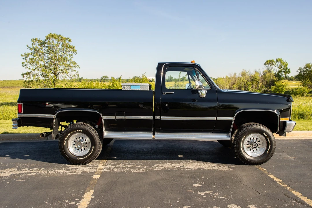 1987 GMC C/K 3rd Gen - Image 13 of 31
