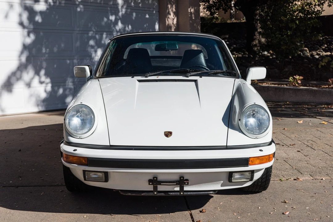 1987 Porsche 911 Carrera 3.2 - Image 10 of 31