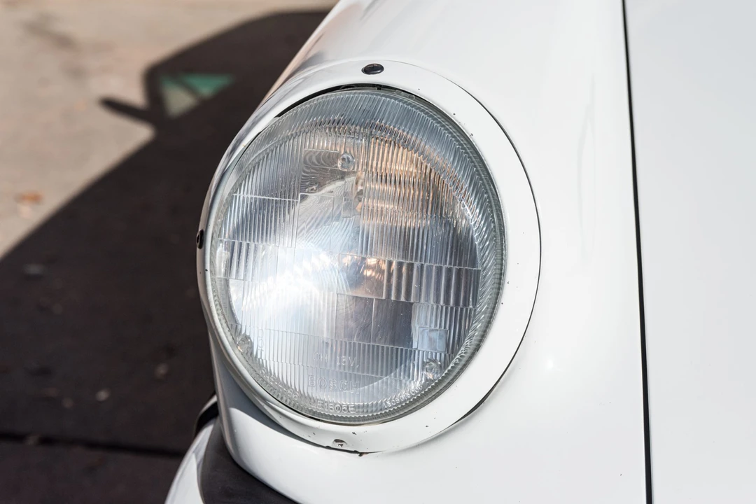 1987 Porsche 911 Carrera 3.2 - Image 19 of 31