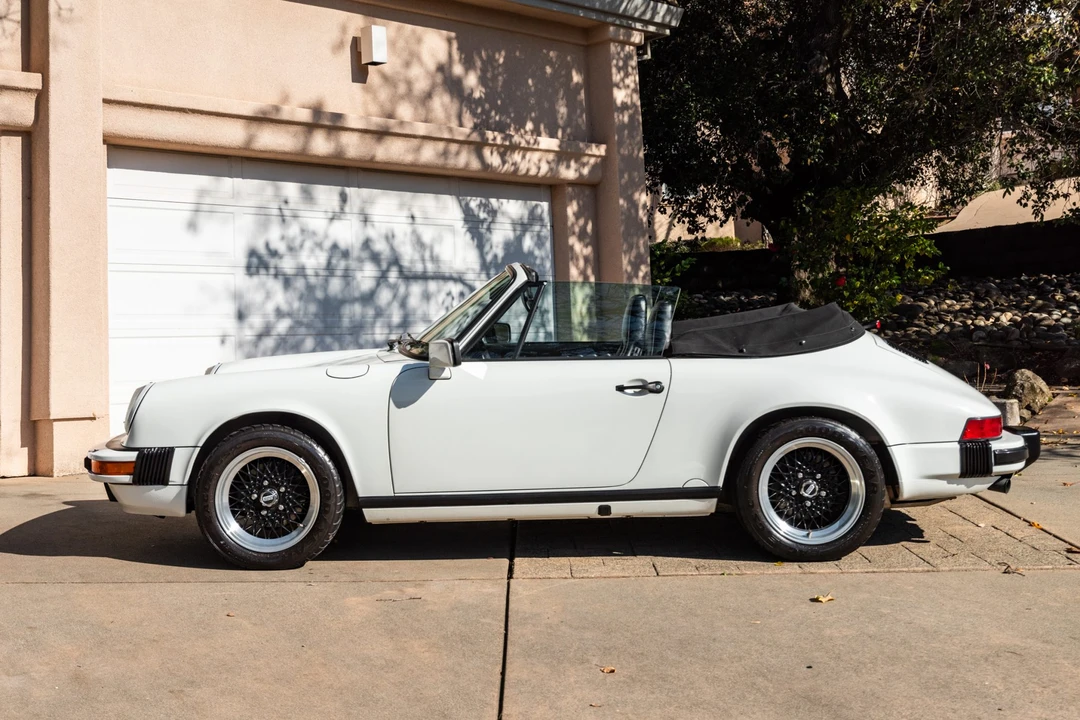 1987 Porsche 911 Carrera 3.2 - Image 8 of 31
