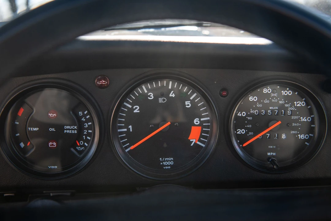1987 Porsche 911 Carrera 3.2 - Image 24 of 31