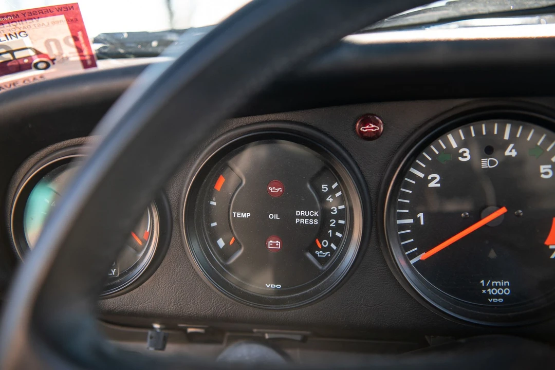 1987 Porsche 911 Carrera 3.2 - Image 25 of 31