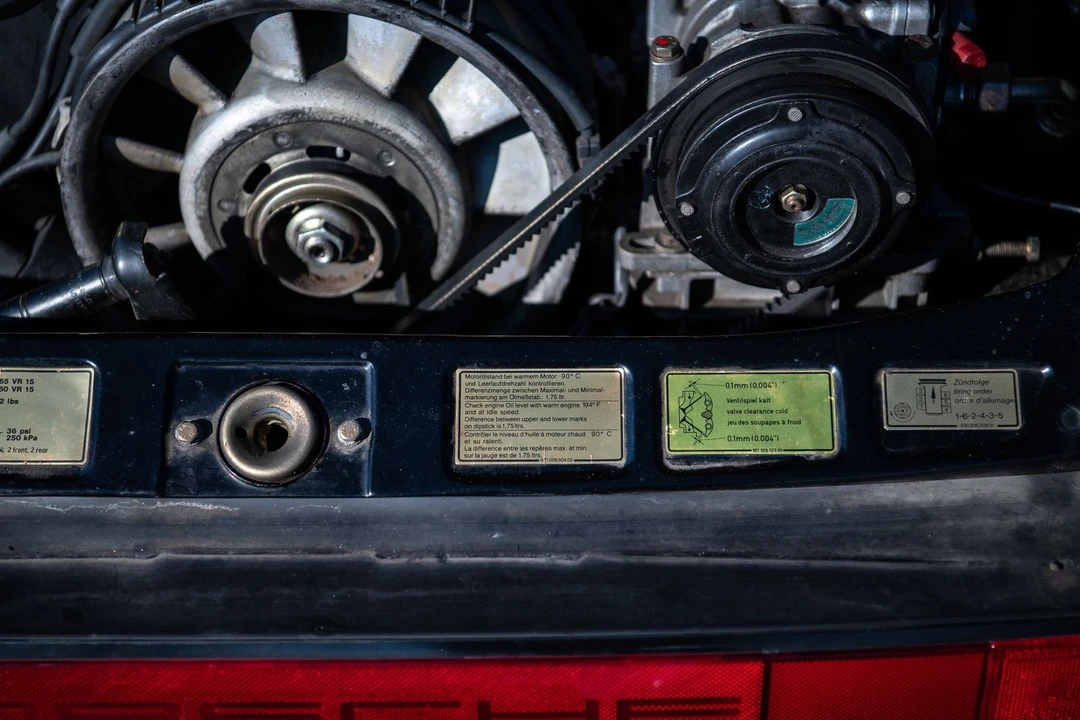 1987 Porsche 911 Carrera 3.2 - Image 27 of 31